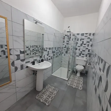 Rotas B Сент Джулианс