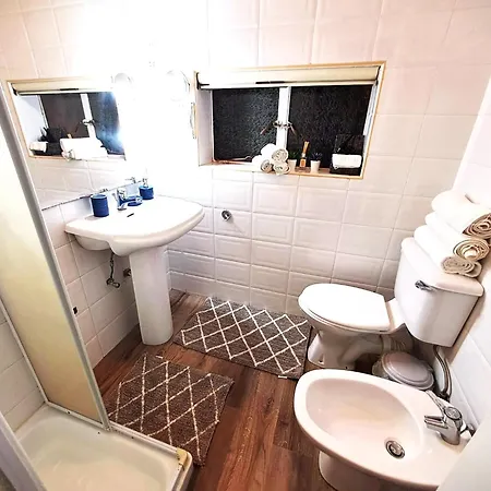 Bed & Breakfast Rotas B San Ġiljan