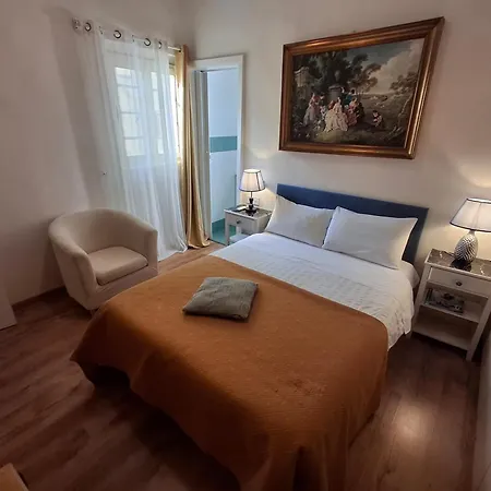 Rotas B Bed & Breakfast