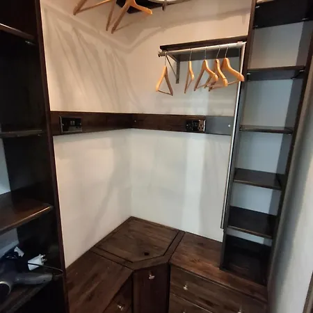 Rotas B Bed & Breakfast 3*