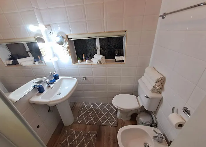 Rotas B 3* Saint Julian's